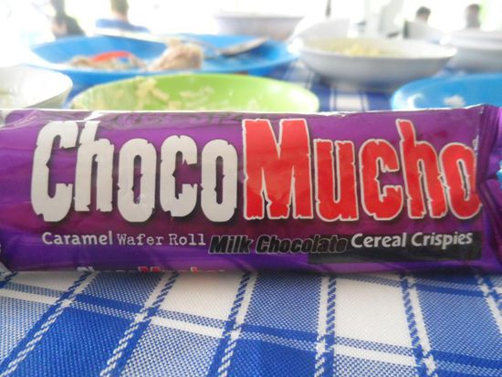 Was fuer eine Produktbezeichnung *grins*
Ich haette gerne einen "Caramel Wafer Roll Milk Chocolate Cereal Crispies" Riegel