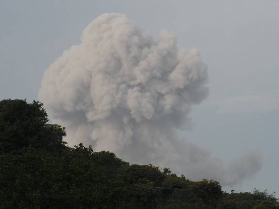 Erster Ausbruch aus der Ferne