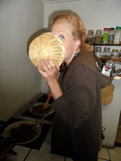 dabei sollte geeignete Schutzkleidung getragen werden