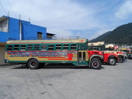 Im Chickenbus nach Zunil