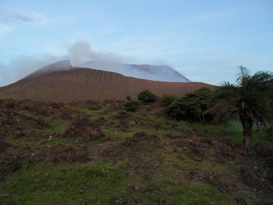 der rauchende Vulkan