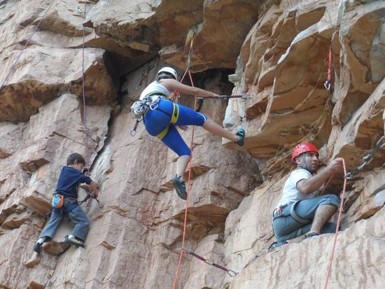 auch der Kletternachwuchs (8Jahre) ist mit am Start - UNGLAUBLICH was der fuer Routen geklettert ist