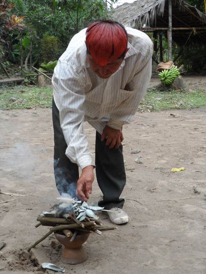 Raeuchermischung aus Rosmarin etc. gegen die vielen Muecken