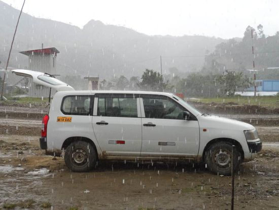 Es fehlen noch 2 Fahrgaeste.....