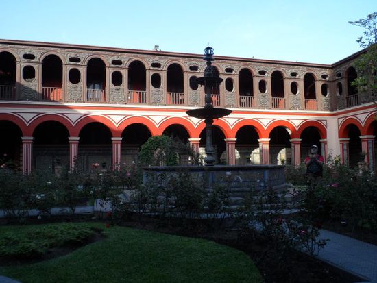 Tolle Fuehrung in einem Convent mit Kacheln aus Andalusien