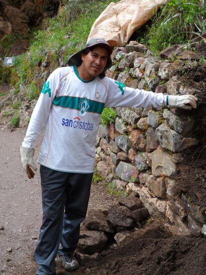 Claudio Pizarro bei der Arbeit 