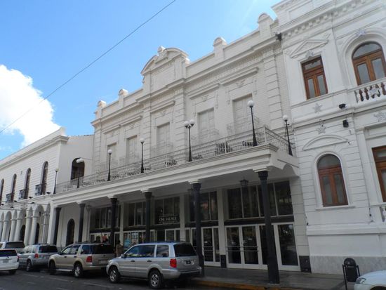 und zum Schluss noch ins Kino