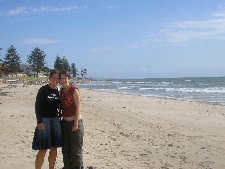 Der Strand ist echt super schoen, aber zum schwimmen wars uns zu kalt