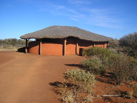 Toilette mitten in der Wueste