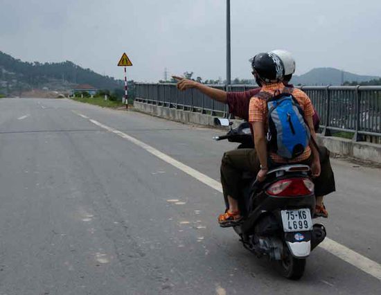In Hue ging es recht früh los, denn wir hatten zwei Guides (Ky und Tue) angeheuert, die uns die Umgebung und Sehenswürdigkeiten zeigen sollten.