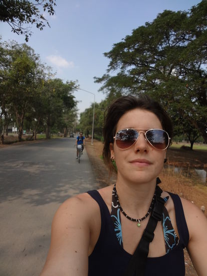 Am Fahrrad fahren =)