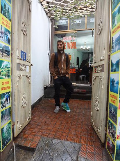 Niggels mit Plastiksack Schueh=)