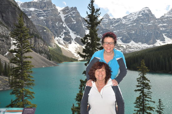 On the Top, Im Hintergrund sind die Berge vom Valley of Ten Peaks zu sehen