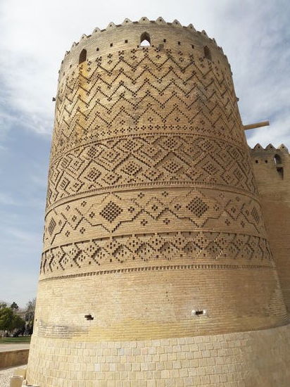 Der schiefe Zitadellenturm - ganz ein bisschen wie der schiefe Turm von Pisa 