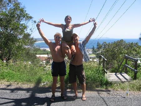 Tom, Silvi und ich in dem wunderschoenen, verschlafenen Kuestenstaedtchen Crescent Head