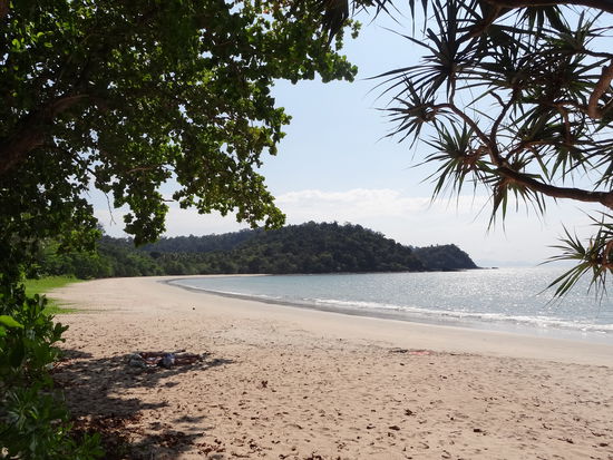 Strand von Ao Molae. Gerade vor unserem Bungalow.