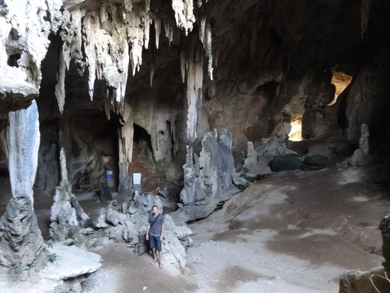 Tropfsteinhöhle gleich ausserhalb von Krabi.