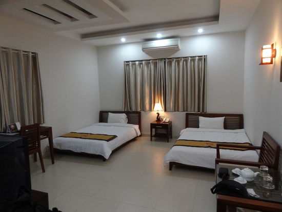 Unser Traumzimmer für 16$ die Nacht in Thana Hoa!