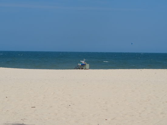 Remos Fotografiekünste am Strand von Mui Ne.