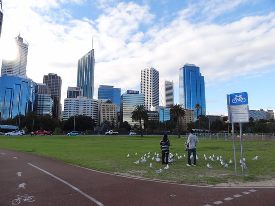 und wieder Perth..... (keinen Kommentar)...