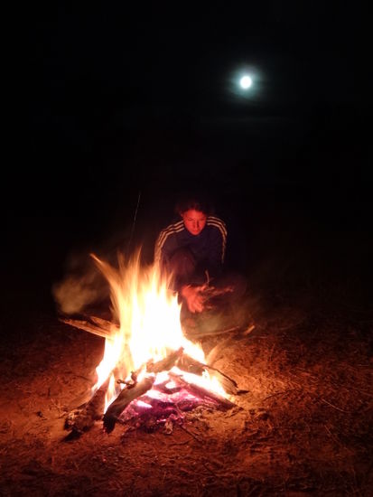 Campfire beim wild Campen.