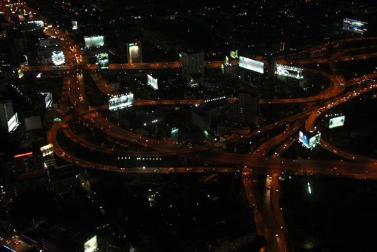 Bangkok scheint wie ein riesen Ameisenhaufen zu sein, speziell von oben!