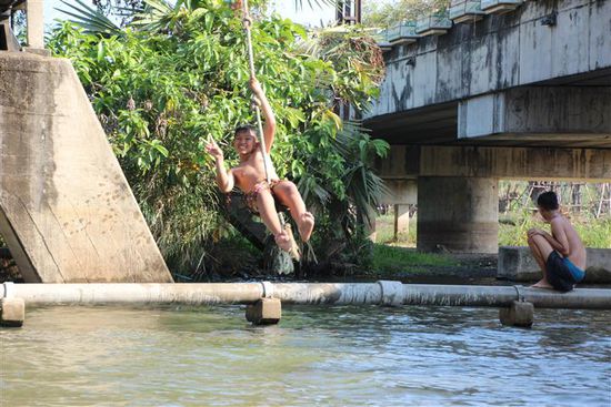 Wir raten strikt von äußerer Anwendung in der Art und Weise ab. Wer`s trotzdem tut, hat zumindest Spaß wie es scheint.