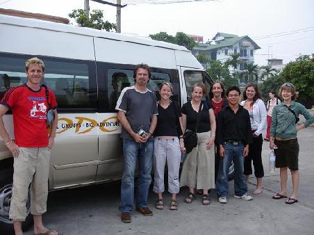 ...unsere Reisegruppe: v.l. Schueppi, Joerg, Claudia, Karen, Marion, Kheng unser Tourguide, Mia und Louise
...die Travel Agency ODC koennen wir wirklich empfehlen...