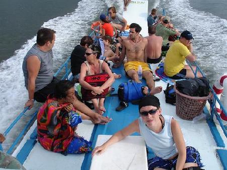 ...alle an Board...