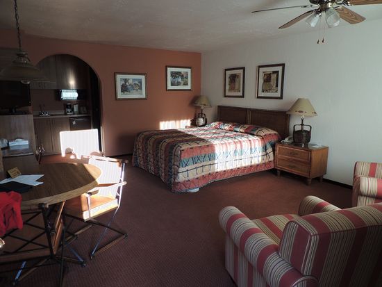 schönes Zimmer mit Frühstück