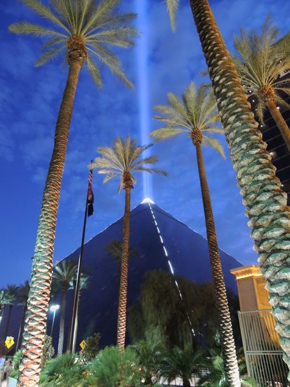Hotel Luxor