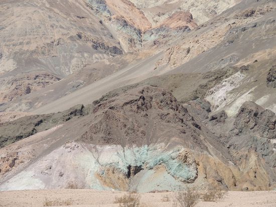 Artist Drive
Heute haben wir 7000km Marke geknackt und sind bisher 7300km gefahren.