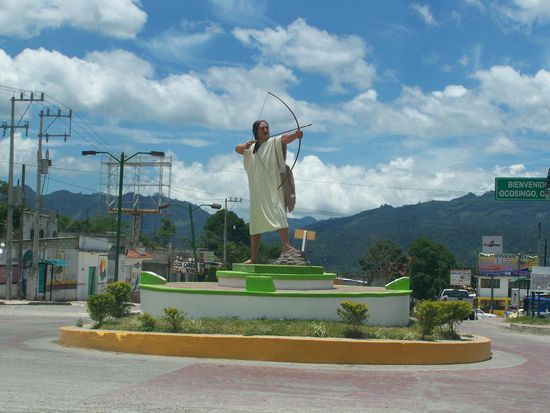 Indio im Kreisverkehr...