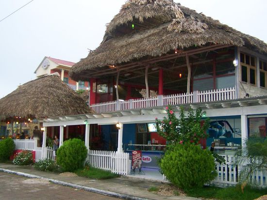 Den Tag beenden wir mit einem Abendessen in diesem Restaurant...