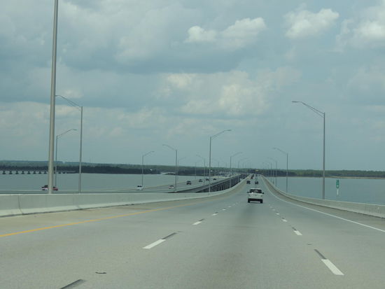 noch ist die Straße frei