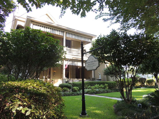 Devereaux Shields House