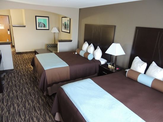Hotel Magnuson Plano