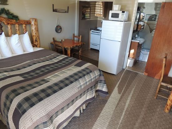Tolles Motel, praktisch, perfekte Lage und sehr bequeme Betten. Passt!!!