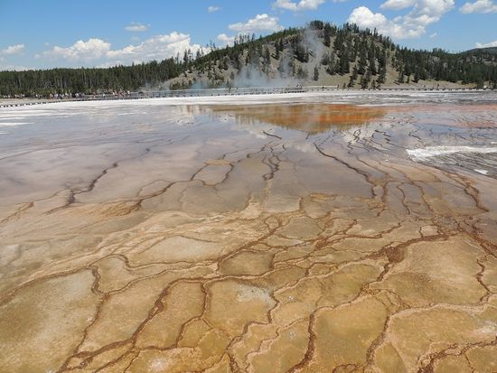 Midway Geysir Basin