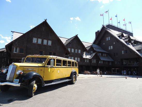 Old Faithful Inn