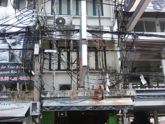 Stromversorgung auf thailändisch