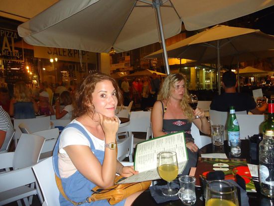 Fazit: Pizza Top, Salate ok, Service miserabel