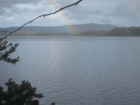 Ein Regenbogen - trügerisch, denn der Regen ließ nie lange auf sich warten...