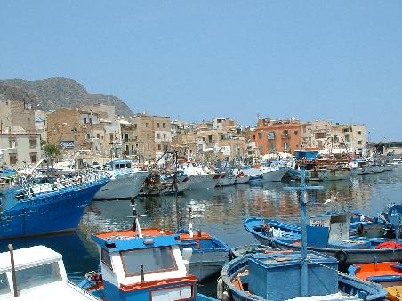 Fischerboote am Capo Zafferano