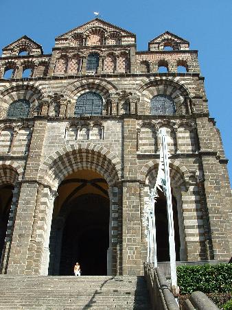 Die Kathedrale Notre- Dame in Le Puy en Velay