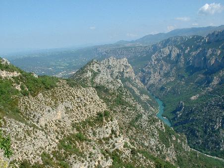 Eindrucksvoller Blick in die Tiefen des Grand Canyon du Verdon