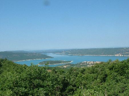 Blick auf den See Sainte-Croix
