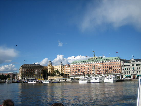 Fotogene Häuser und Wolken