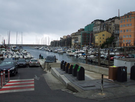 Am alten Hafen von Bastia