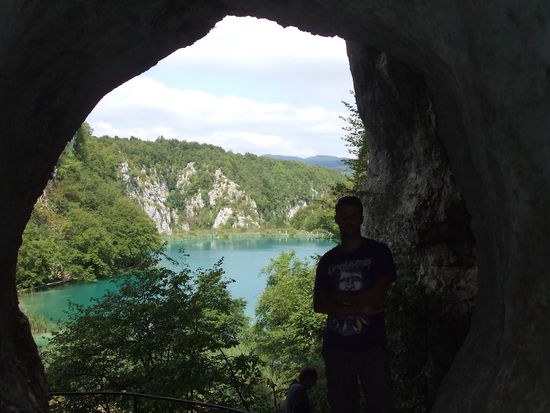 Hier in dieser Höhle war er versteckt, der legendäre Schatz im Silbersee